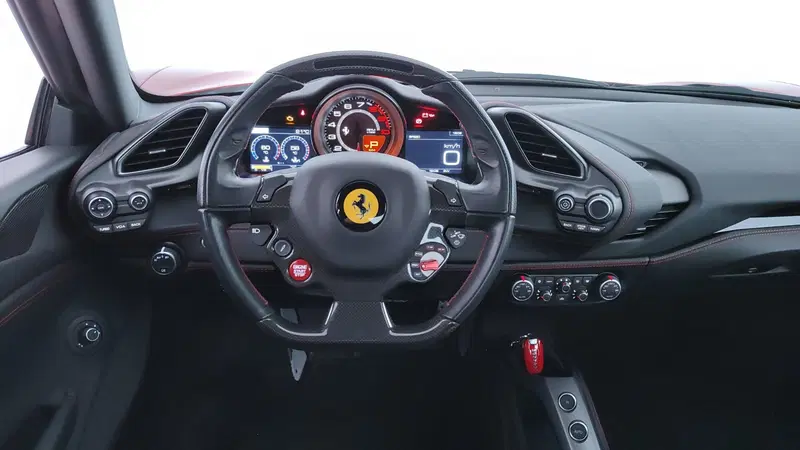 Ferrari 488 Coupé usata a Perugia (14)