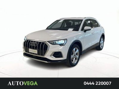 Audi Q3 35 2.0 tdi Business Advanced s-tronic del 2021 usata a Arzignano