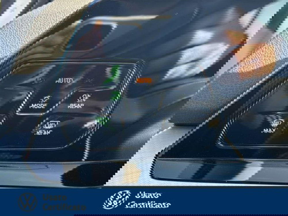 Volkswagen Golf Variant usata a Vicenza (13)