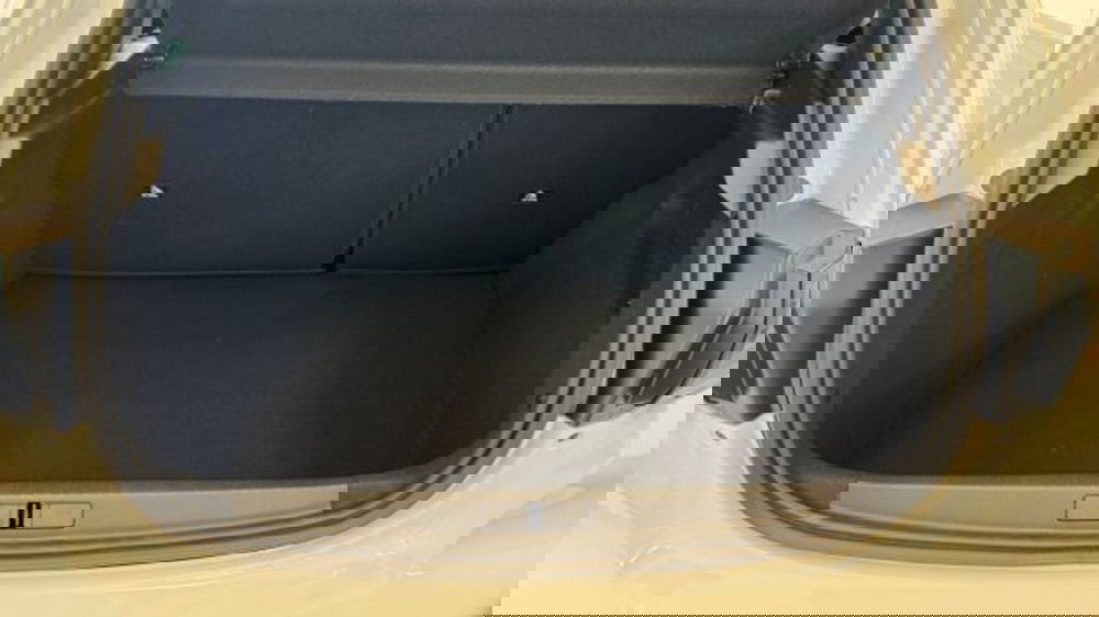 Peugeot 208 nuova a Torino (15)