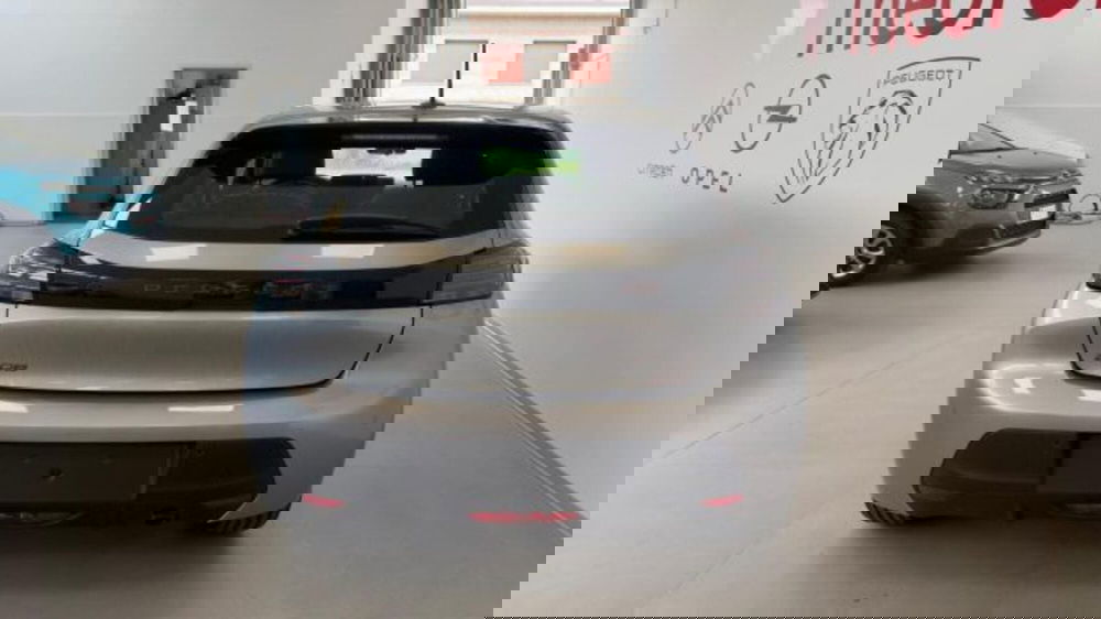 Peugeot 208 nuova a Torino (5)