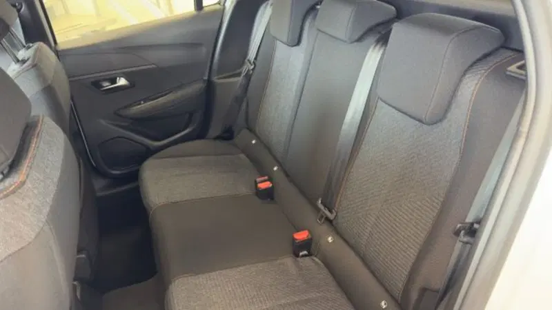 Peugeot 208 nuova a Torino (8)