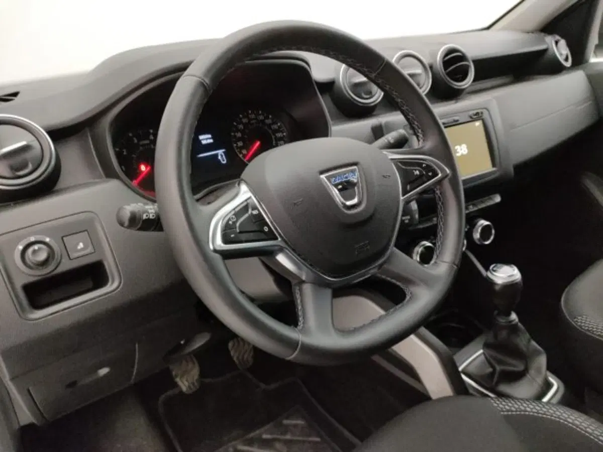 Dacia Duster usata a Torino (10)
