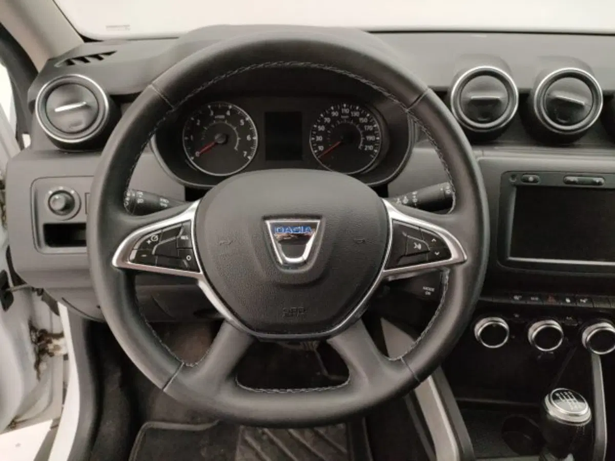 Dacia Duster usata a Torino (12)