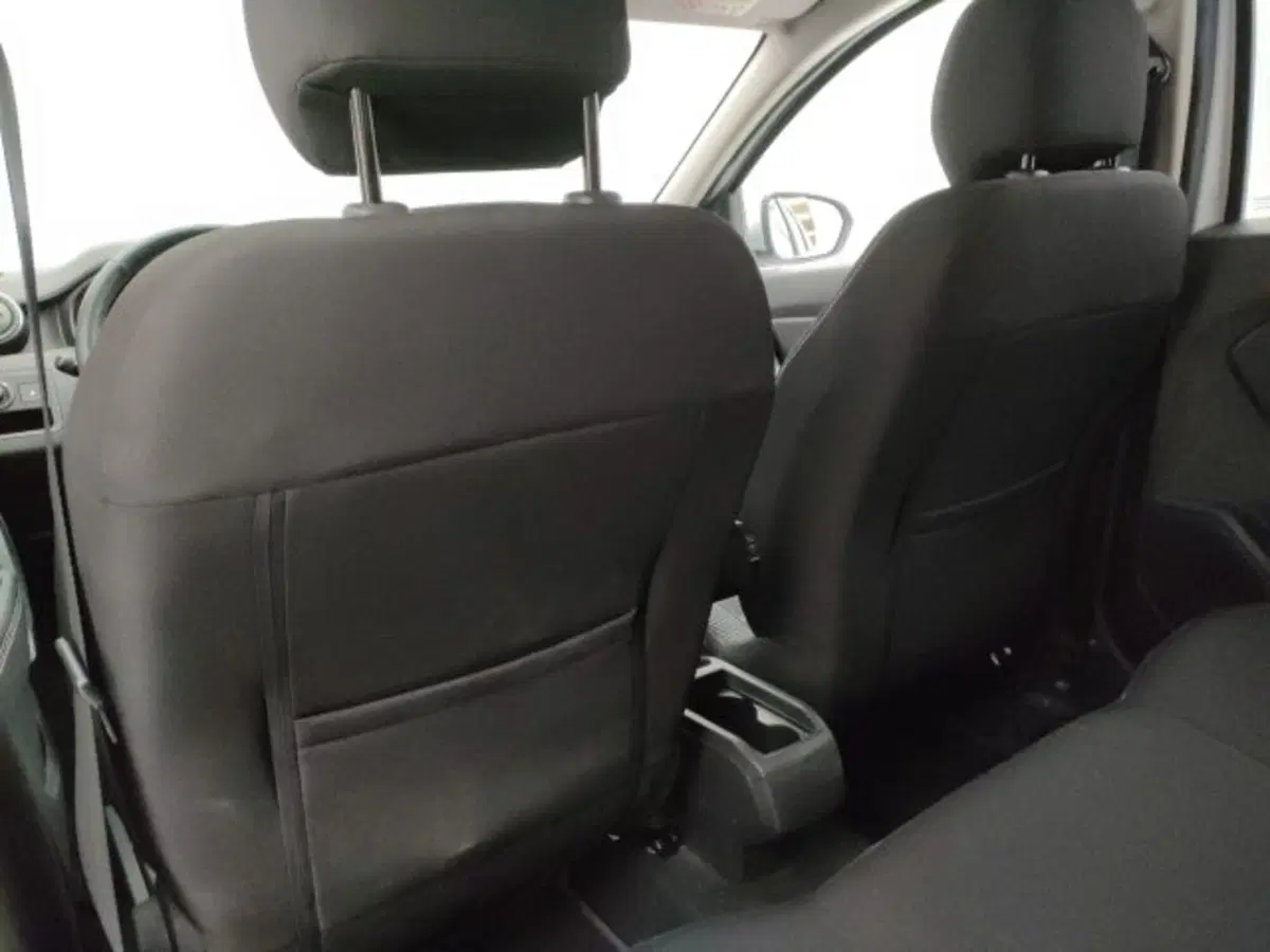 Dacia Duster usata a Torino (17)