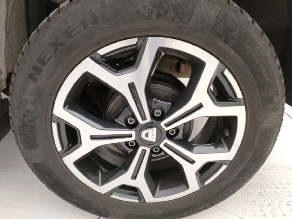 Dacia Duster usata a Torino (18)
