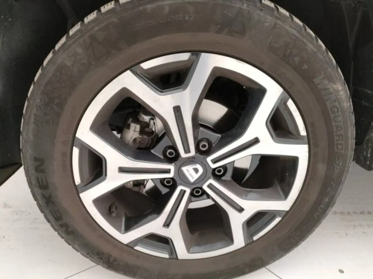 Dacia Duster usata a Torino (9)