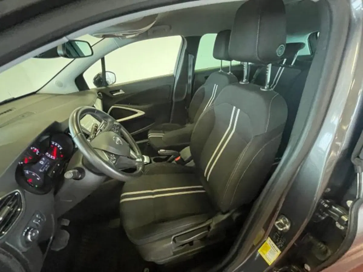 Opel Crossland usata a Torino (13)