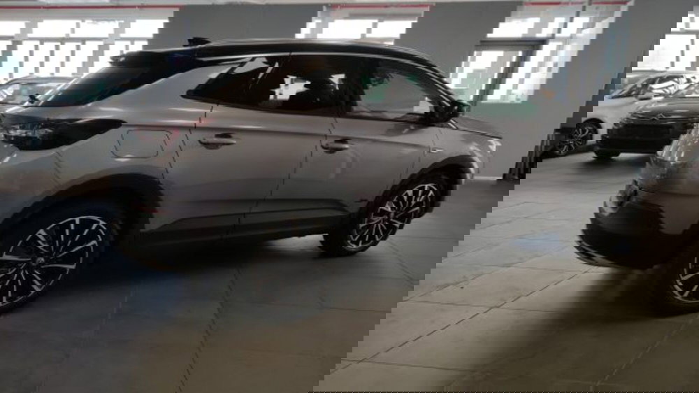 Opel Grandland X usata a Torino (4)