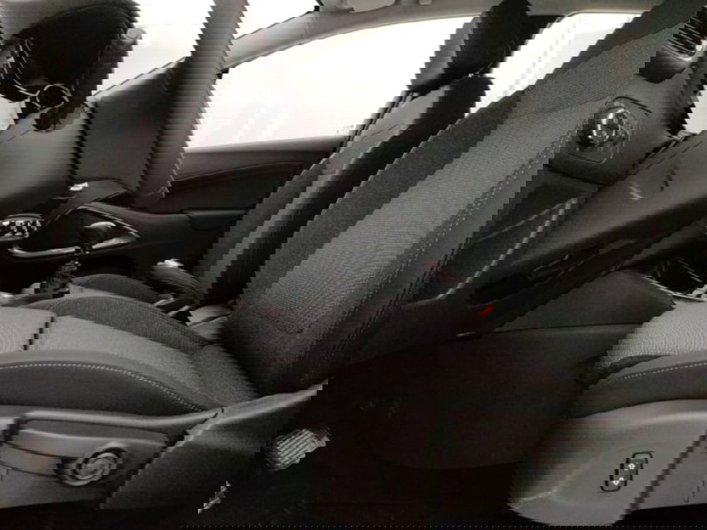 Opel Crossland nuova a Torino (12)