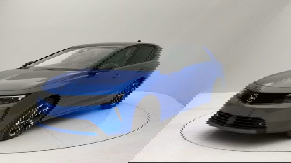 Opel Astra nuova a Torino