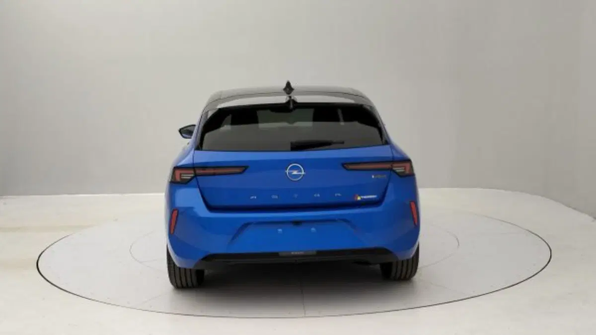 Opel Astra nuova a Torino (4)