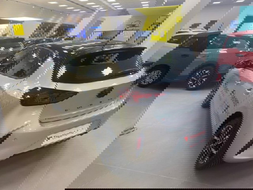 Opel Corsa nuova a Torino (3)