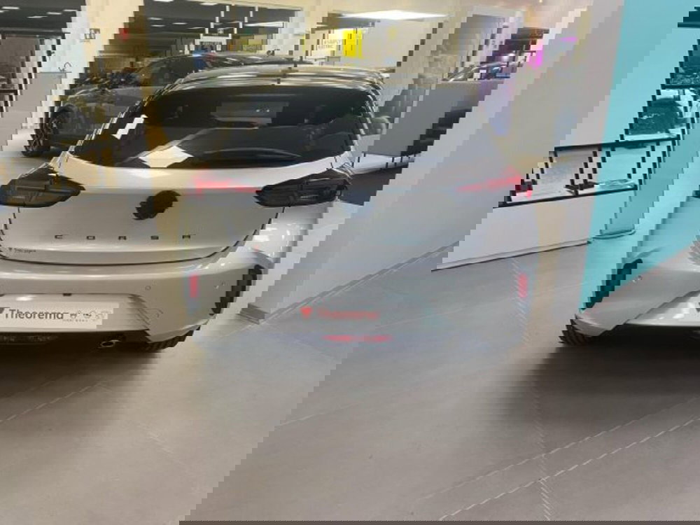 Opel Corsa nuova a Torino (4)