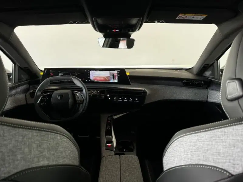 Peugeot 5008 nuova a Torino (10)