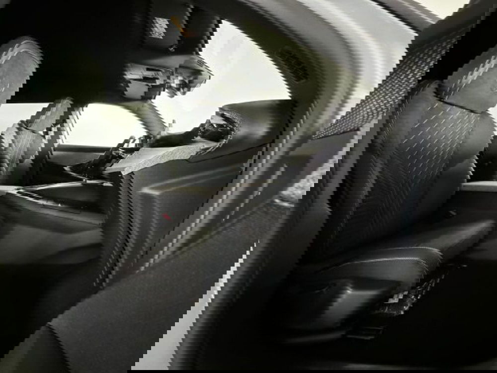 Peugeot 5008 nuova a Torino (14)