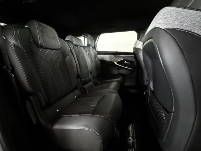Peugeot 5008 nuova a Torino (15)