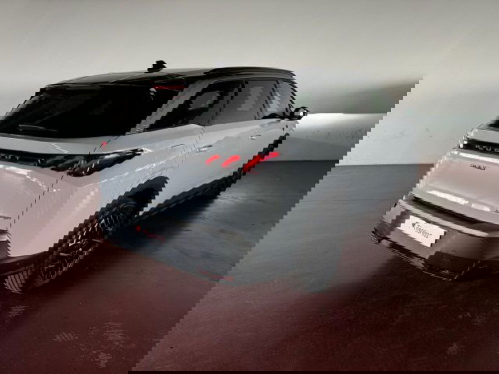 Peugeot 5008 nuova a Torino (5)