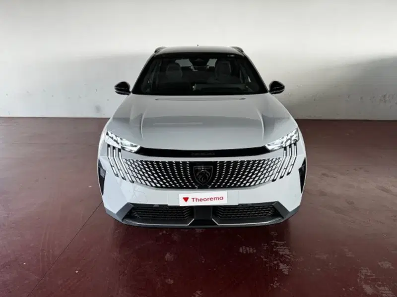 Peugeot 5008 nuova a Torino (8)
