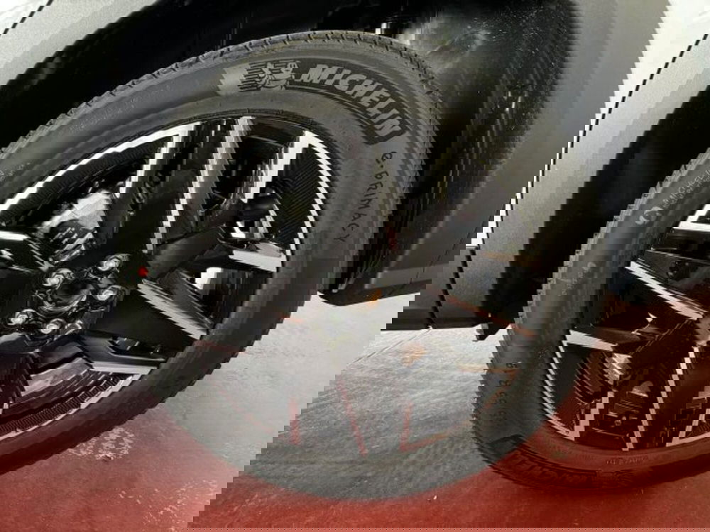 Peugeot 5008 nuova a Torino (9)