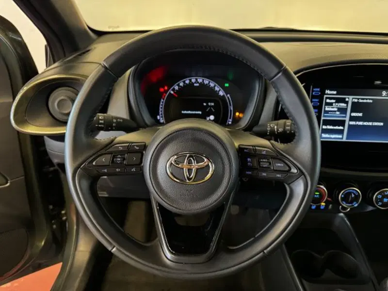 Toyota Aygo X usata a Torino (12)