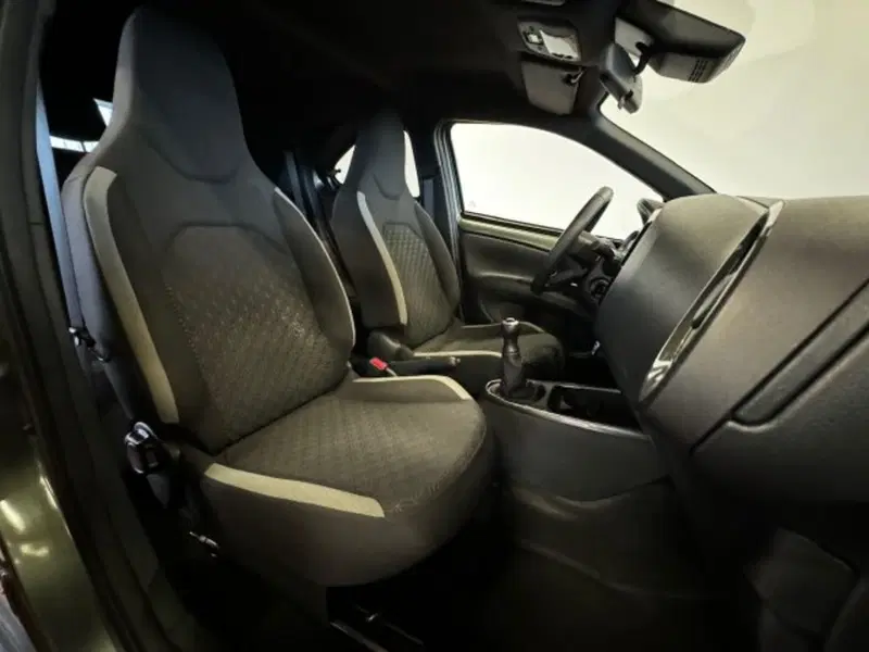 Toyota Aygo X usata a Torino (16)