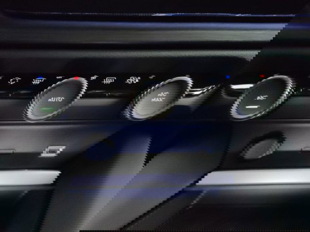 Citroen C5 X nuova a Torino (19)