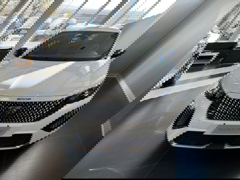 Peugeot 2008 nuova a Torino (2)