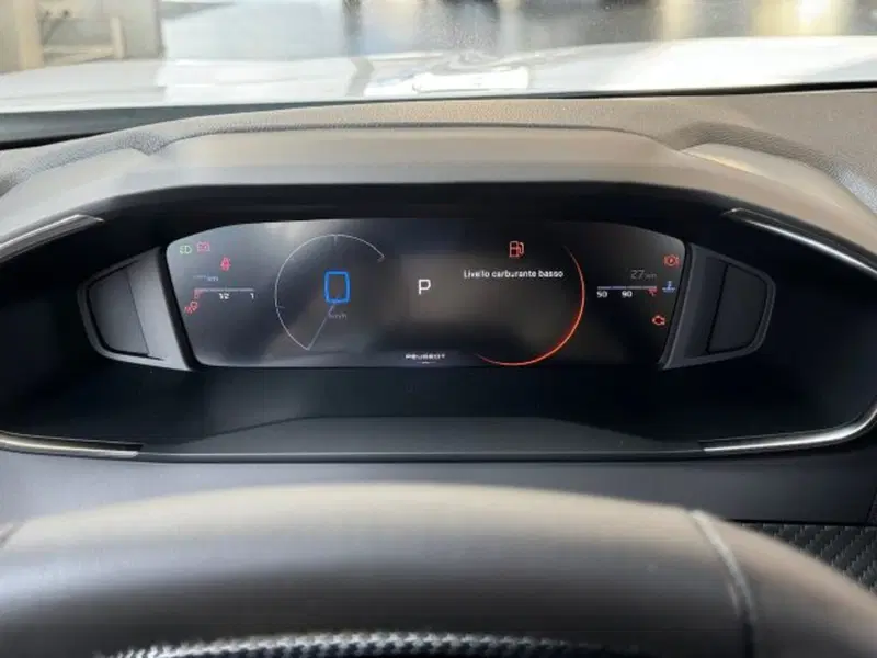 Peugeot 2008 nuova a Torino (9)