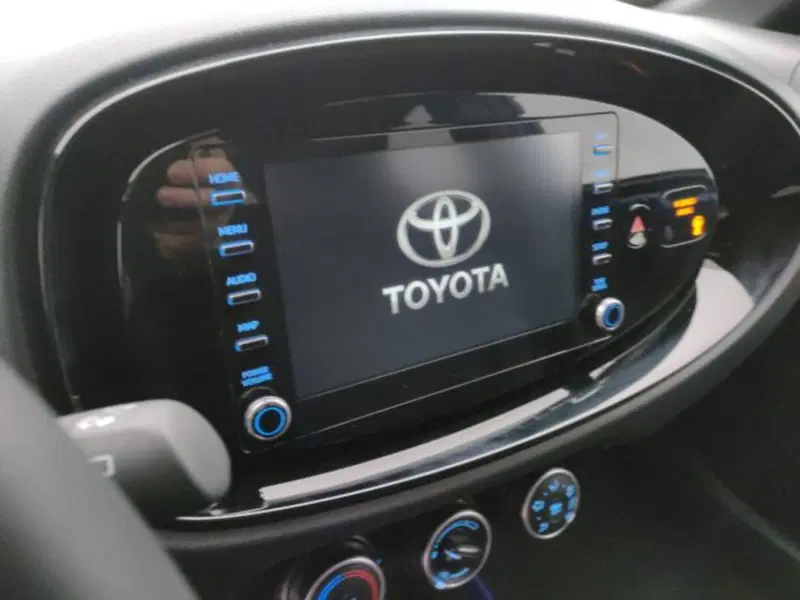 Toyota Aygo X usata a Torino (14)