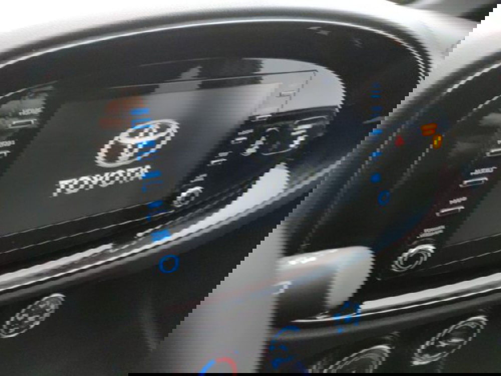 Toyota Aygo X usata a Torino (14)