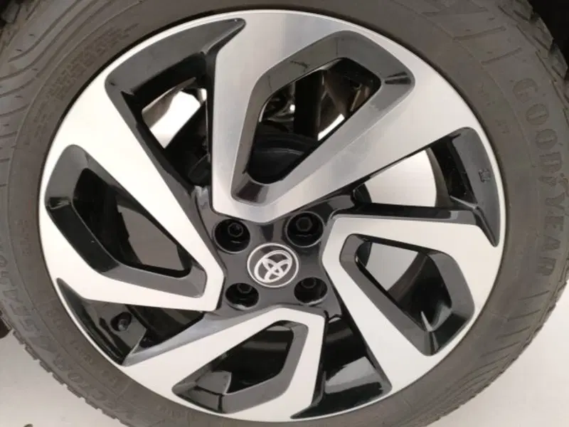 Toyota Aygo X usata a Torino (19)