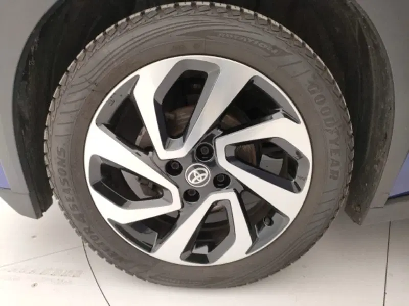 Toyota Aygo X usata a Torino (9)