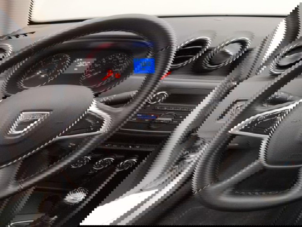 Dacia Duster usata a Torino (12)