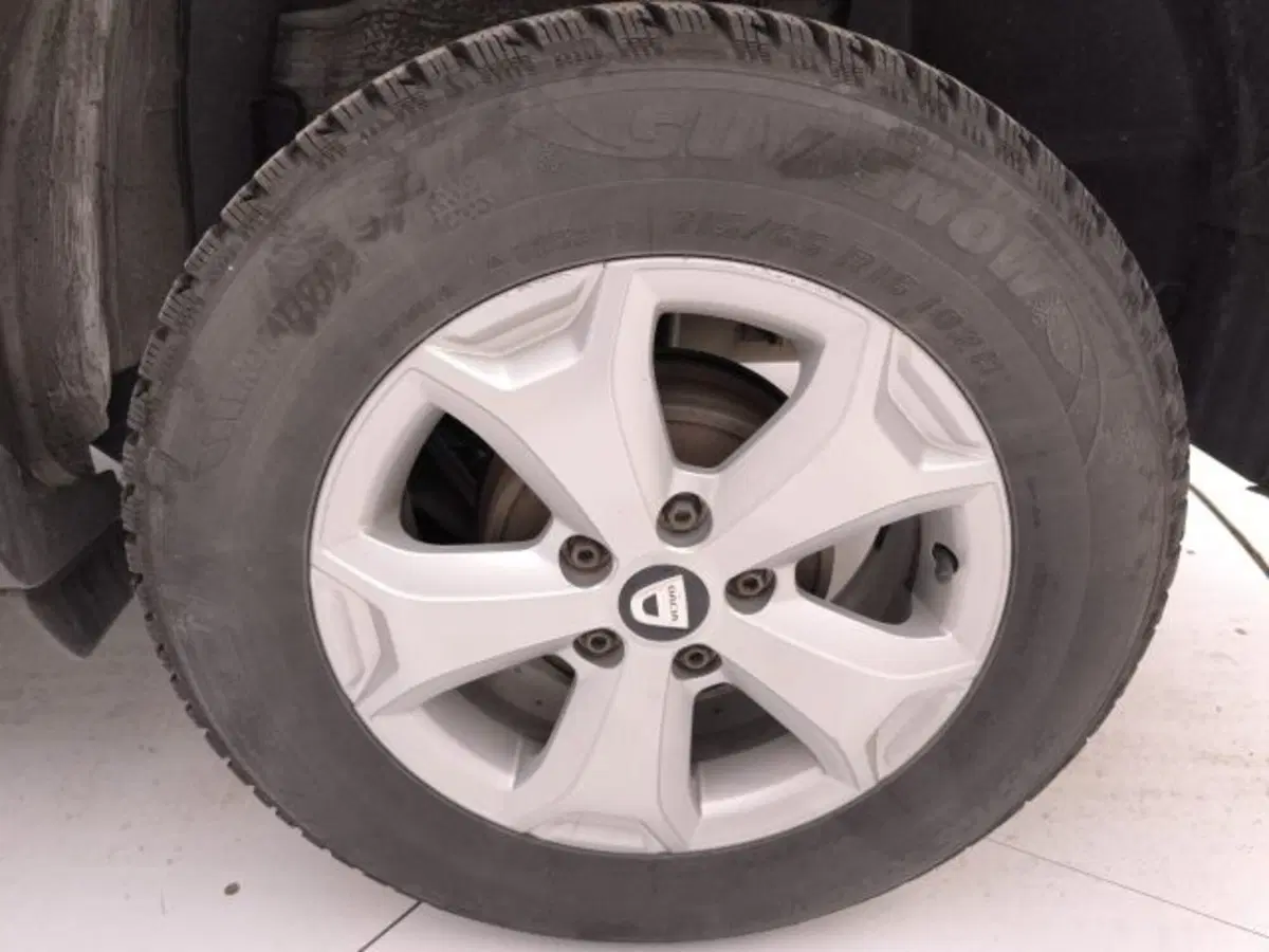 Dacia Duster usata a Torino (17)
