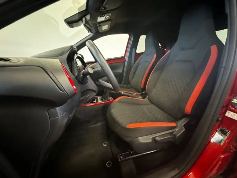 Toyota Aygo X usata a Torino (17)