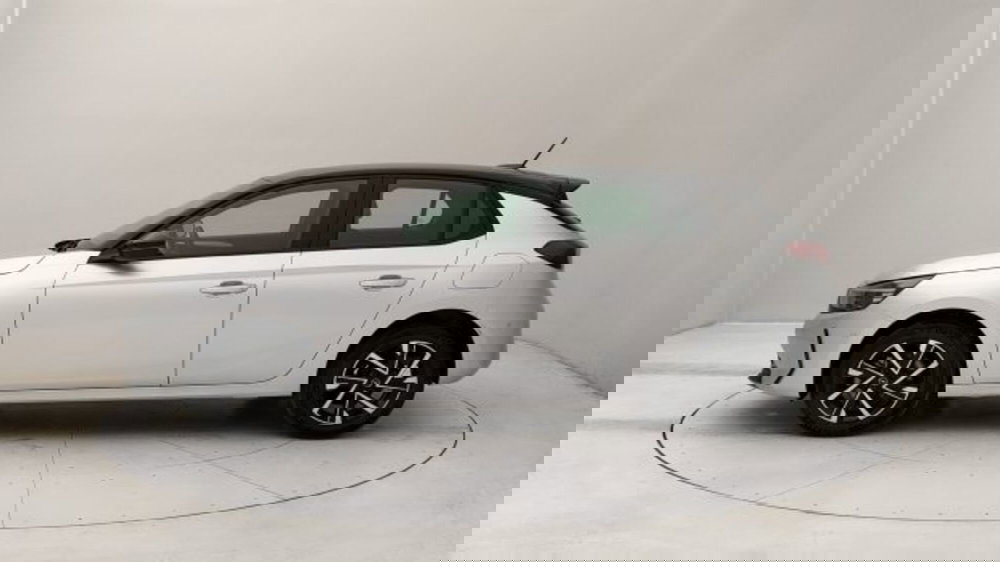 Opel Corsa nuova a Torino (2)