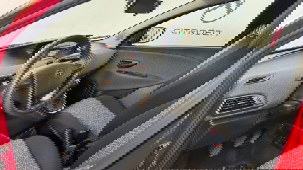 Lancia Ypsilon usata a Torino (8)