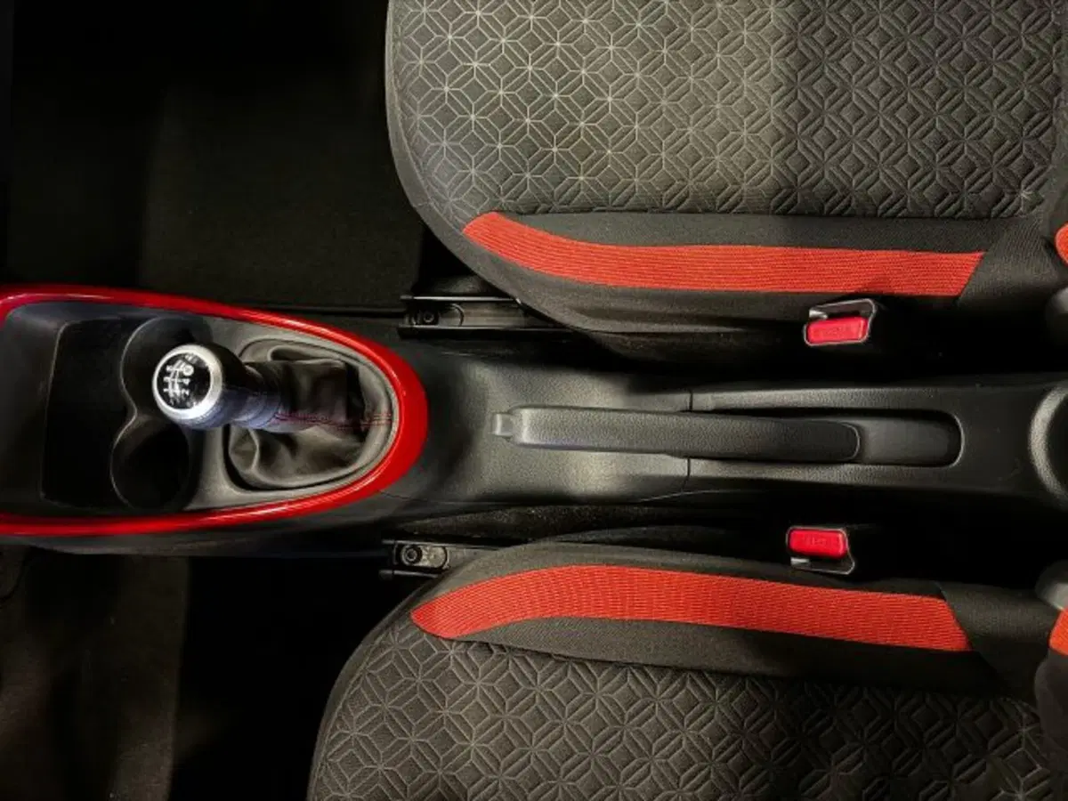 Toyota Aygo X usata a Torino (20)