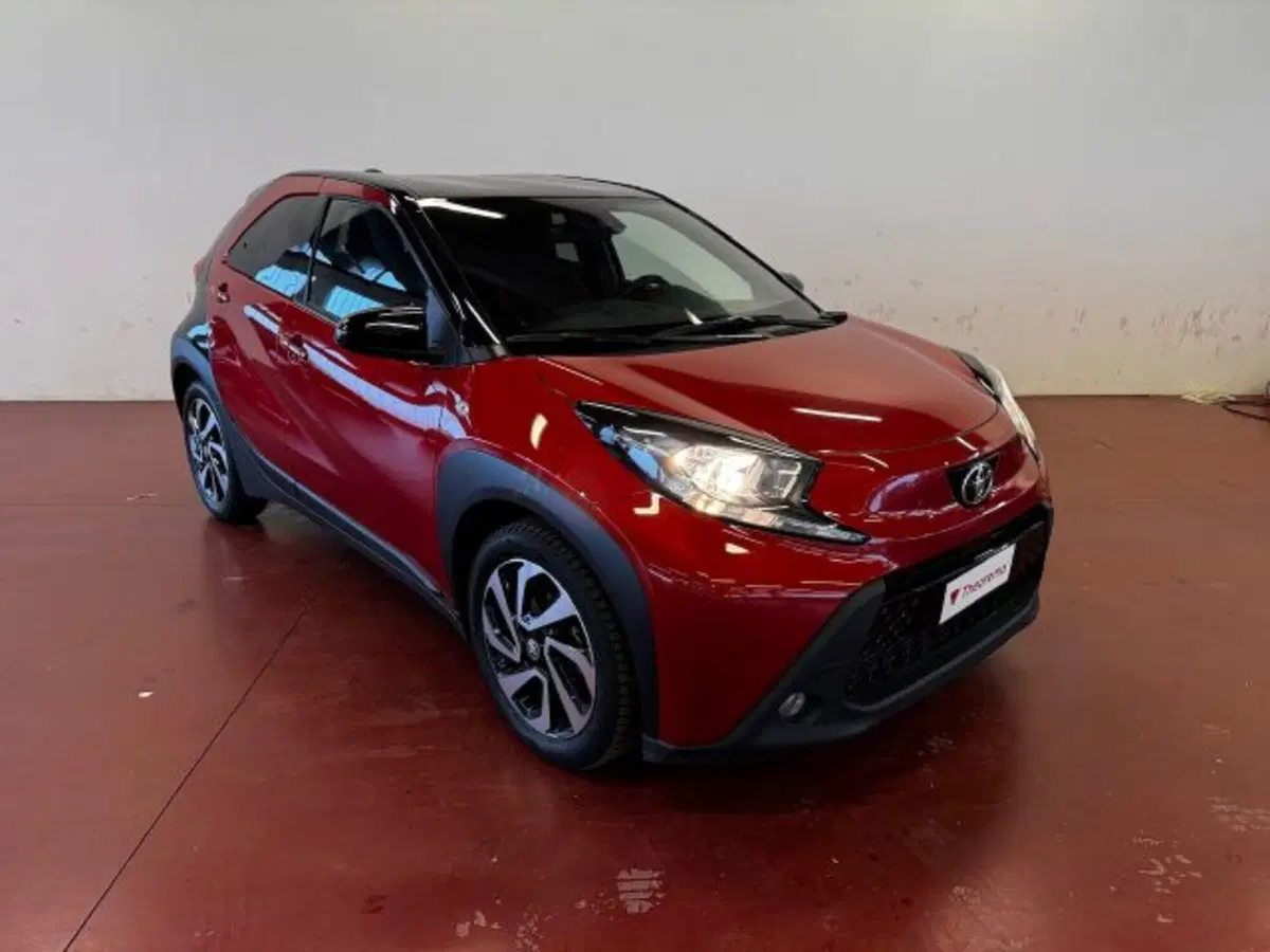 Toyota Aygo X usata a Torino (8)