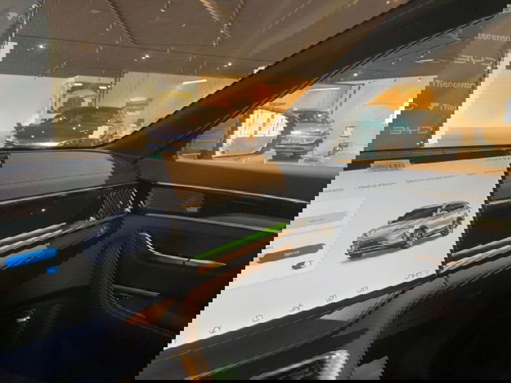 Byd Seal U  usata a Torino (8)