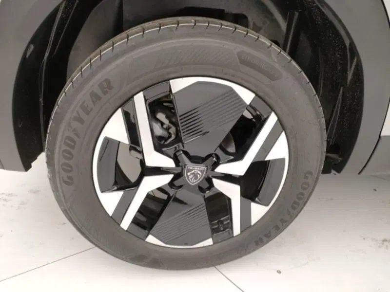 Peugeot 2008 nuova a Torino (19)