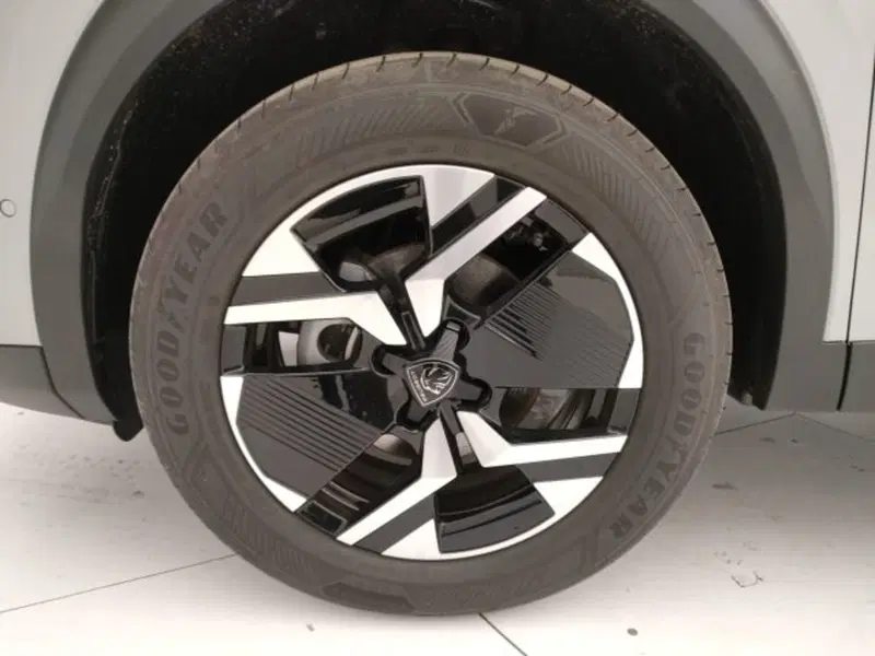 Peugeot 2008 nuova a Torino (9)
