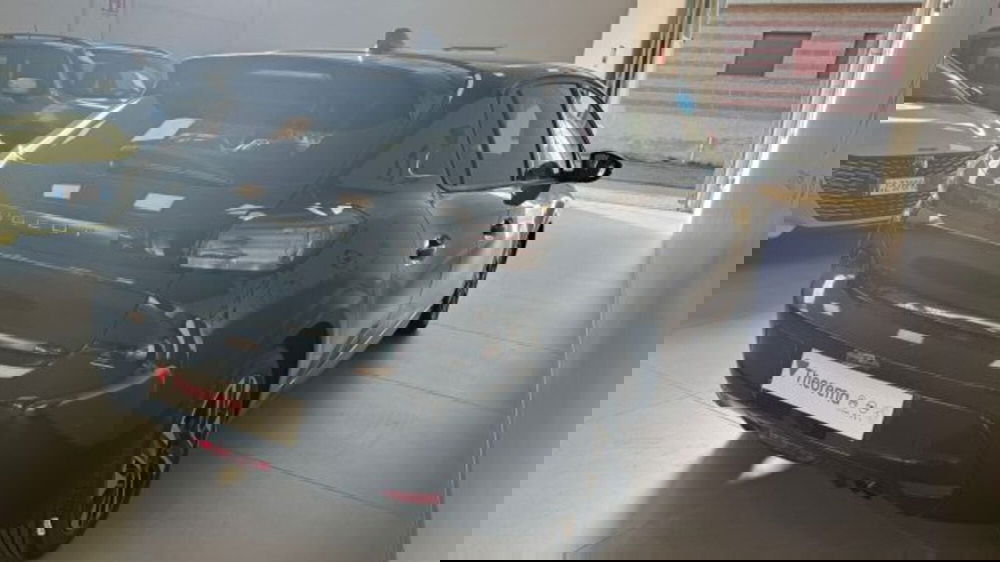 Peugeot 208 nuova a Torino (5)