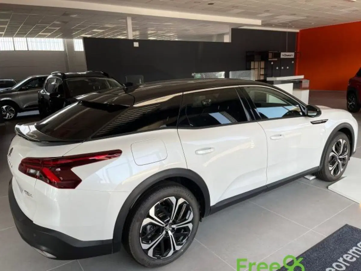 Citroen C5 X nuova a Torino (4)