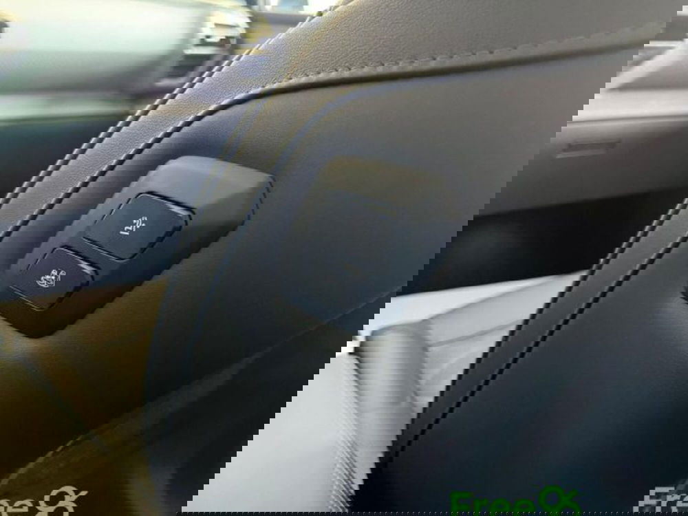 Citroen C5 X nuova a Torino (8)