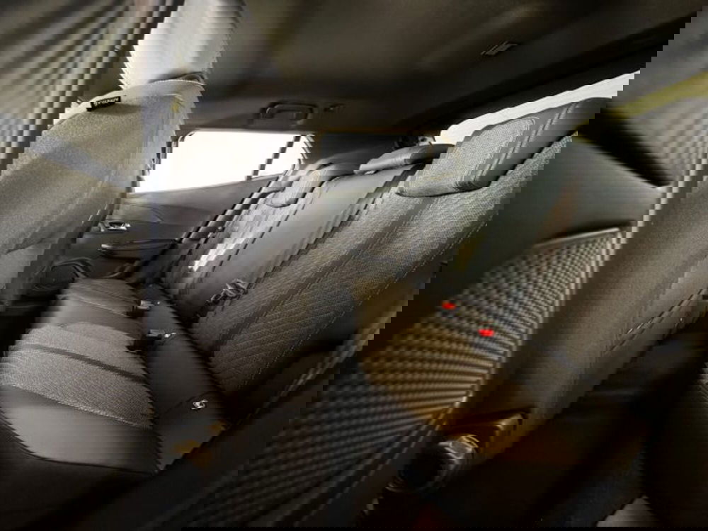 Peugeot 2008 nuova a Torino (15)