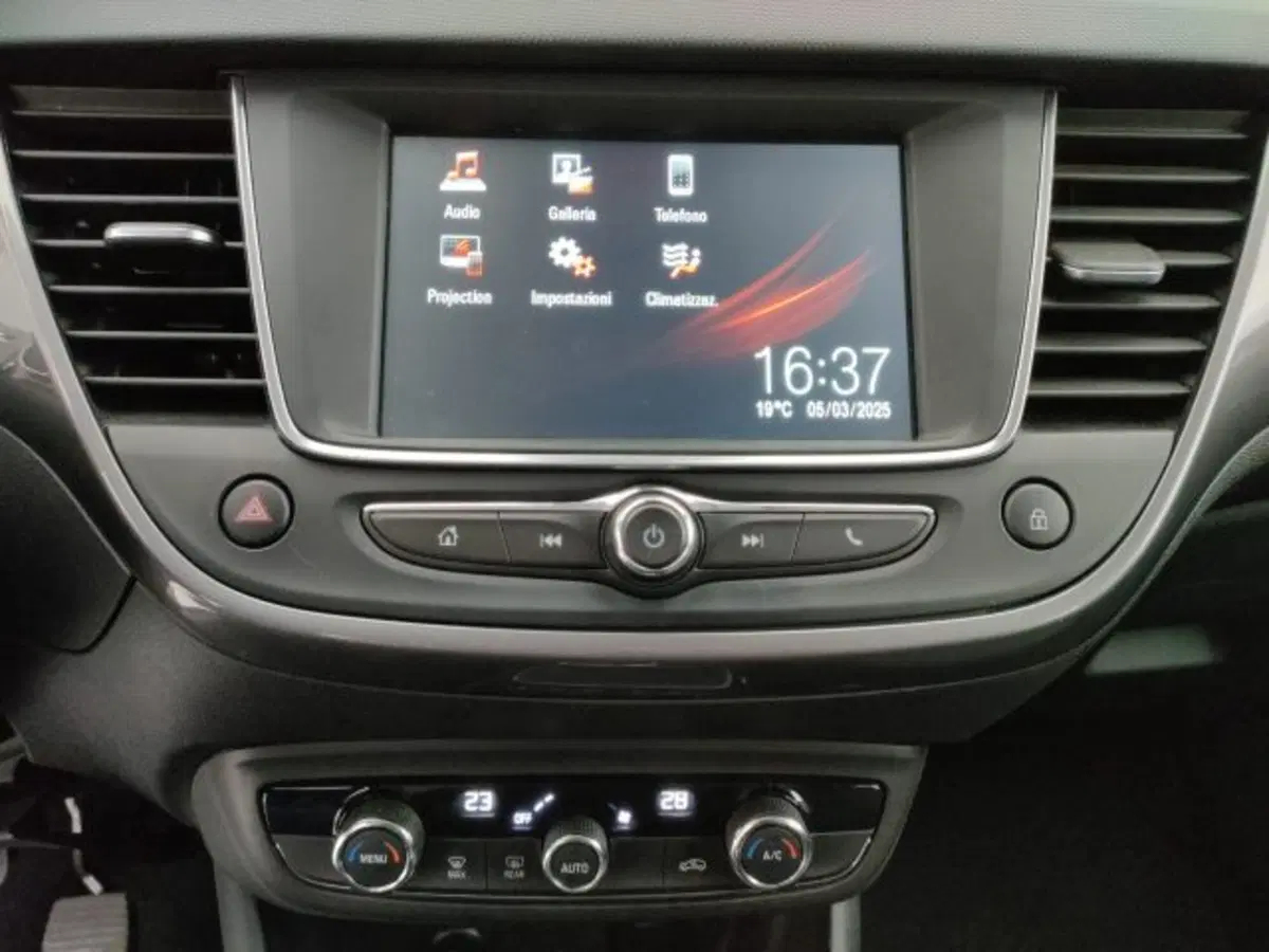 Opel Crossland usata a Torino (14)
