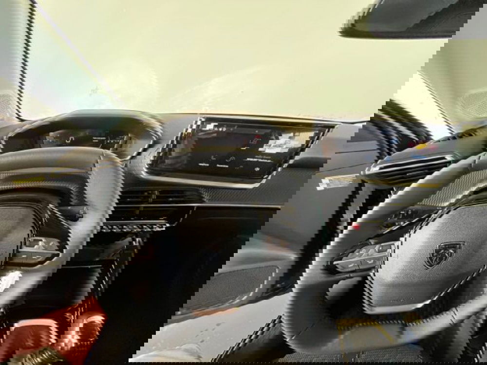 Peugeot 208 nuova a Torino (10)