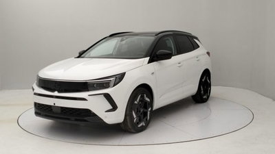 Opel Grandland 73kWh full electric GS awd 325cv nuova a Torino